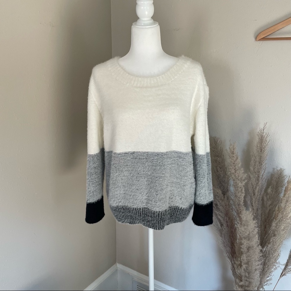 FATE‎ | NWT | Cozy Neutral Striped Soft Crewneck Sweater